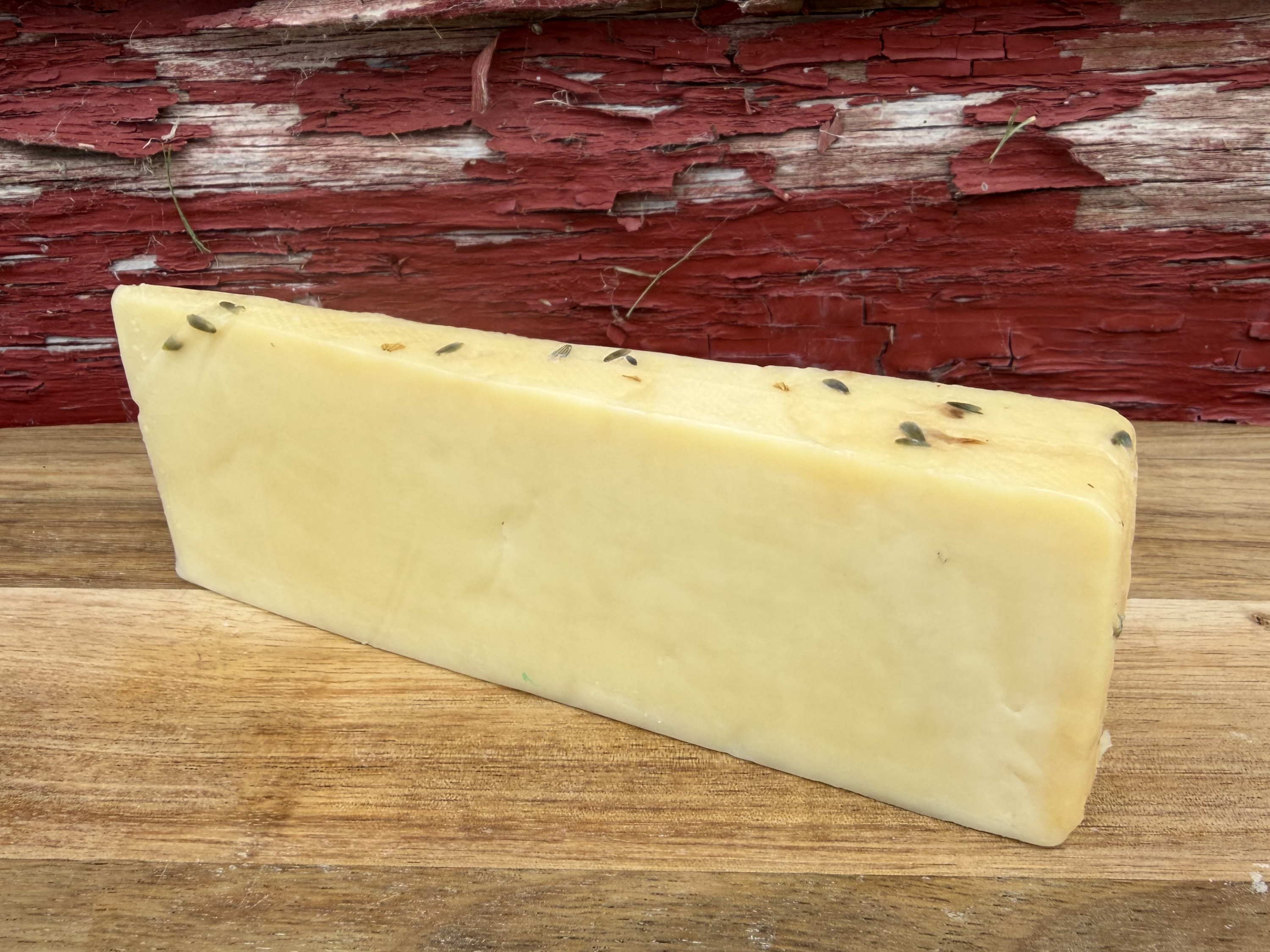 Honey Lavender Cheddar 4.5oz