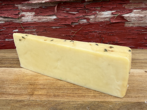 Honey Lavender Cheddar 4.5oz