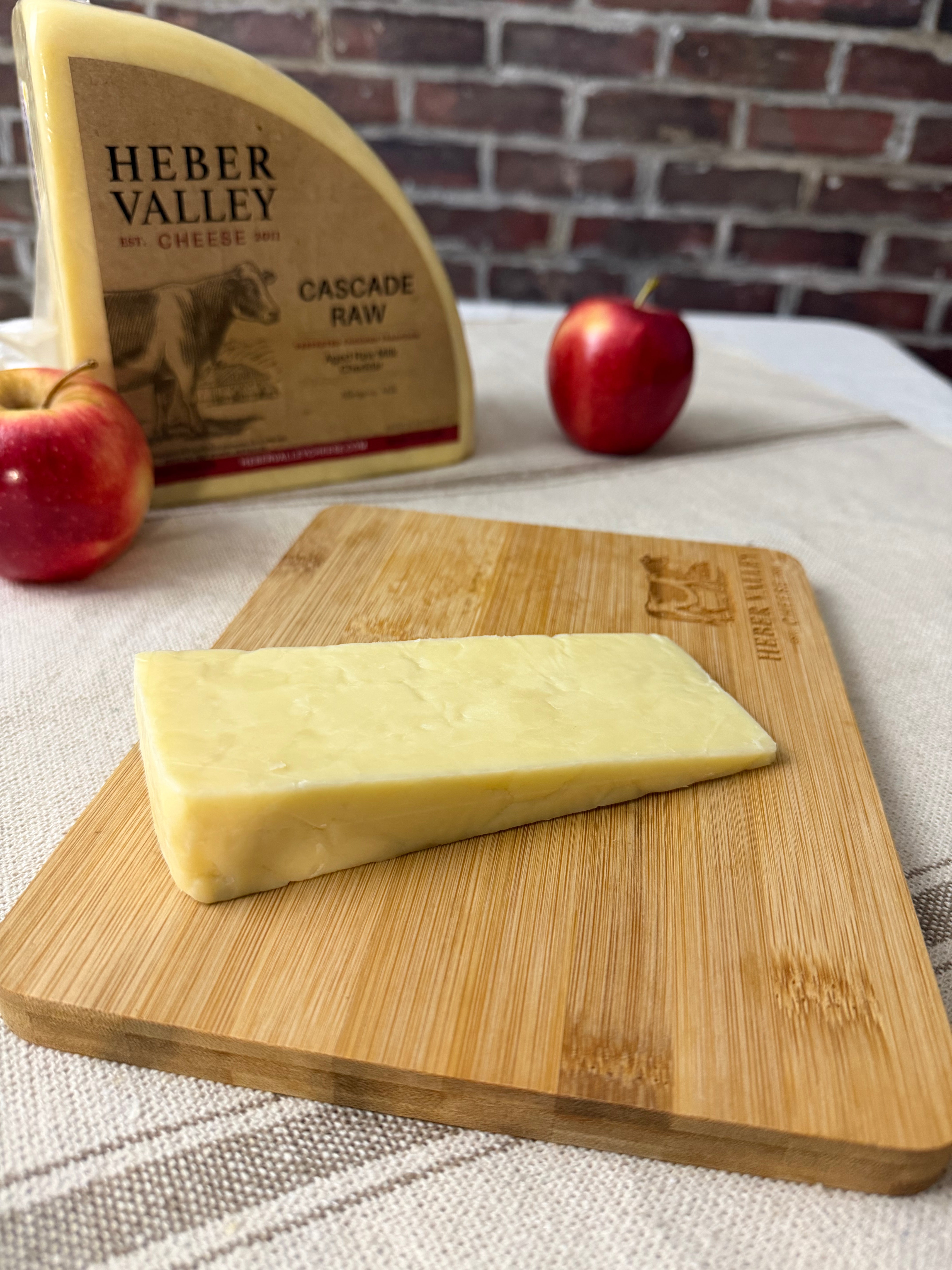 Cascade Raw Milk Cheddar 4.5oz